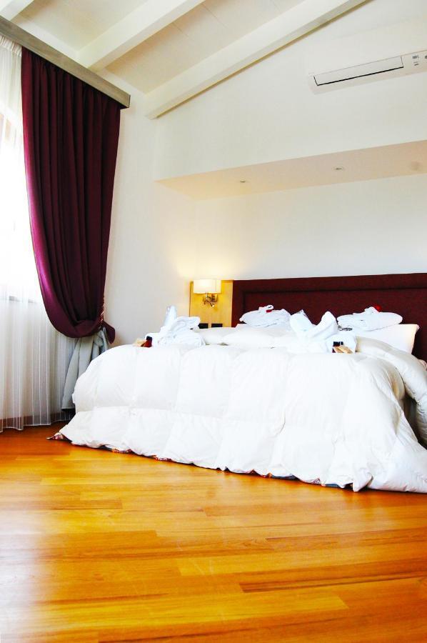 Kalos Relais Катандзаро Екстериор снимка